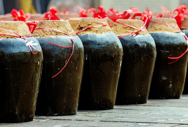 专家提醒：酒后这3种睡姿可能会没命！醉酒后2个方法快速解酒