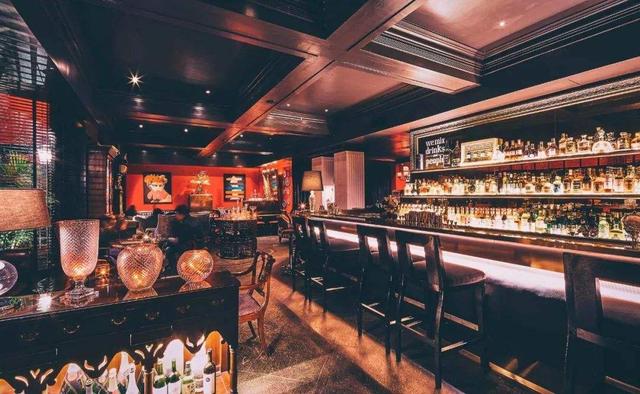 [凤凰微商自动加为好友]，酒吧加的微信怎么聊天