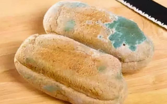 发霉的食物，去掉坏的部分就能吃吗？听听医生怎么说