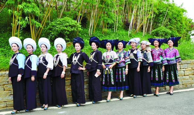 布依族是一个独特而神秘的多民族群体 - 贵州黔西南