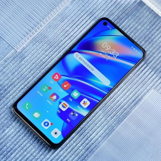 搭载骁龙778G最便宜的5G手机，8+128G才1699，性价比很高