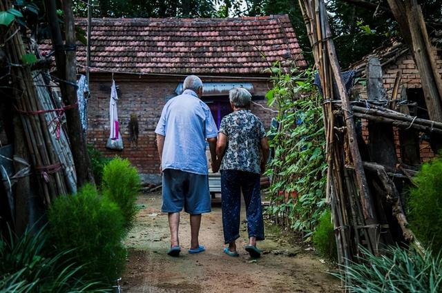 高龄产妇执意生二胎，将面临这些问题，生孩子前一定要三思而后行