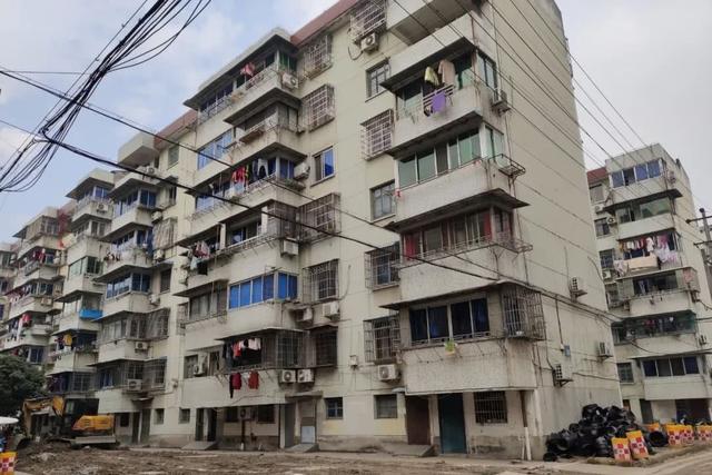 再说一次，不要盲目买房！新规下，明年起2类房子将迎来贬值潮