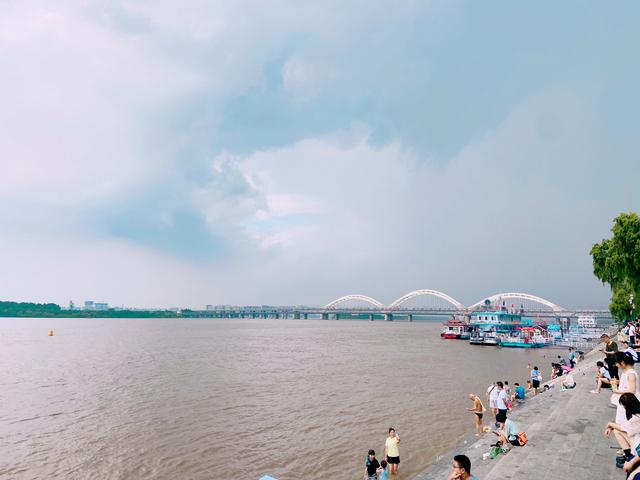 东三省2021前三季度GDP：辽宁被重庆超过，黑龙江与吉林名次接近