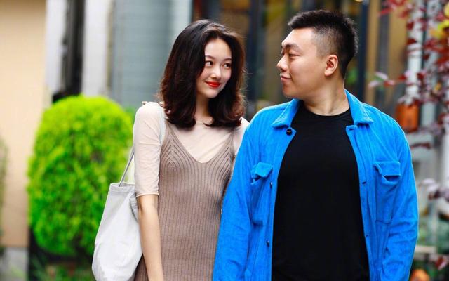​被王思聪怒怼的劳斯莱斯，请“辱华夫妻”代言，言论比行为更恶劣