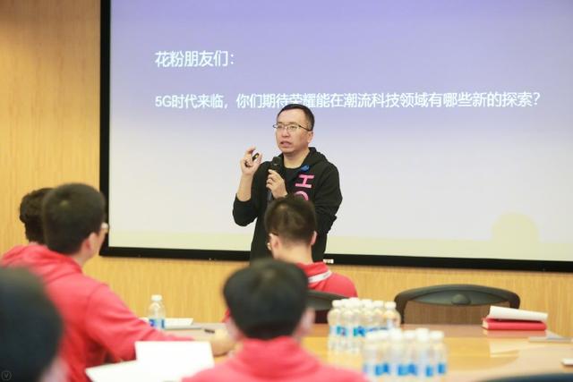 荣耀全新官网HONOR.CN上线-第3张图片-9158手机教程网