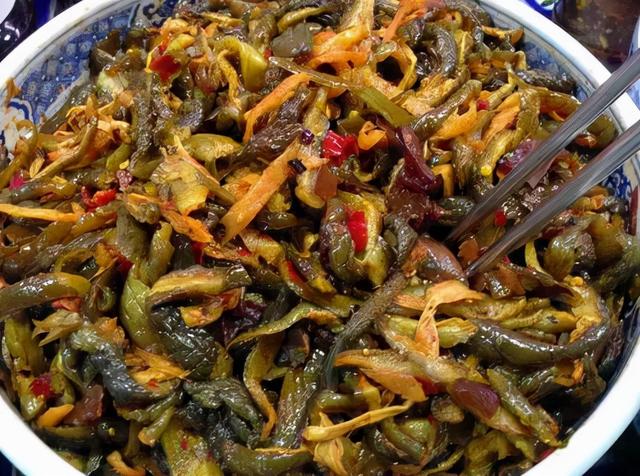 为什么过去的老人吃咸菜没事，现在的人却不让吃呢？有3点不一样