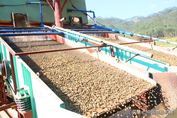 成都石料制砂机设备图片