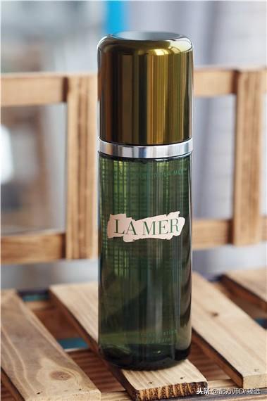 skii神仙水当身体乳