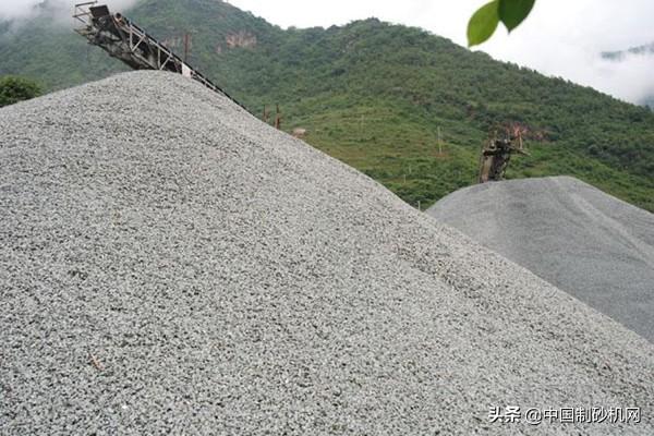关于宁夏立轴石英砂制砂机价格的信息