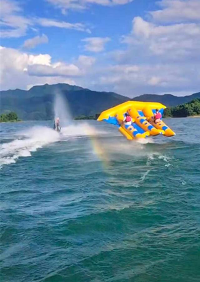 深圳“飞鱼”夺命，22岁女孩坠海两天才被找到，太痛心
