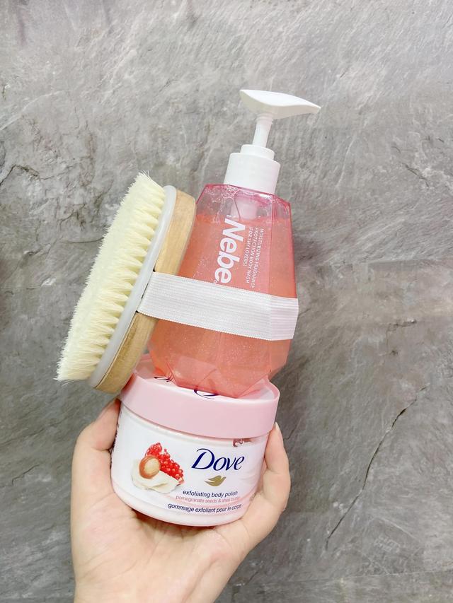 怎么遮住腿上的鸡皮肤