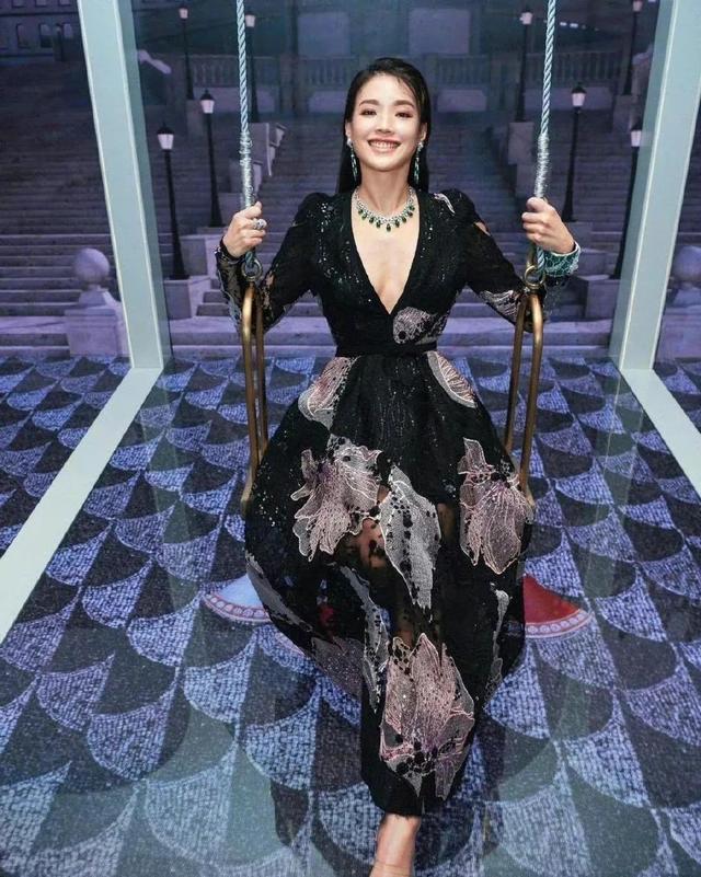 饰品与饰物怎么搭配（不同风格、脸型如何选饰品）