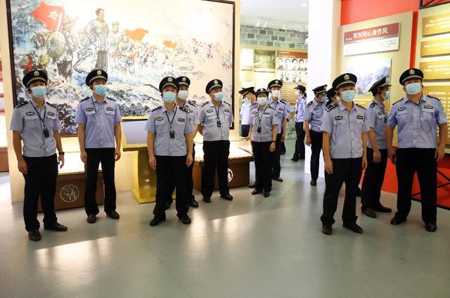 市公安局举办全市公安机关政委教导员专题培训班