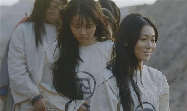 古代押运流放的女囚犯，来回足足数千里路，为何衙役们还争着要去