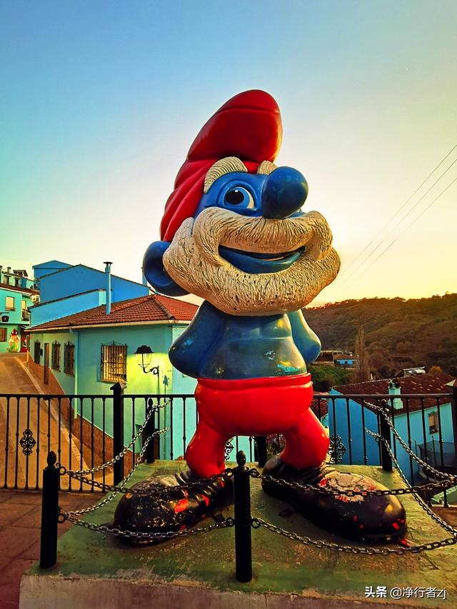 冬日暖陽拔牙記（十二）胡斯卡：現實版的藍精靈之家