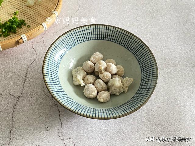 冬天，孩子最爱吃这款早餐，营养全面，好吃好消化，做法简单