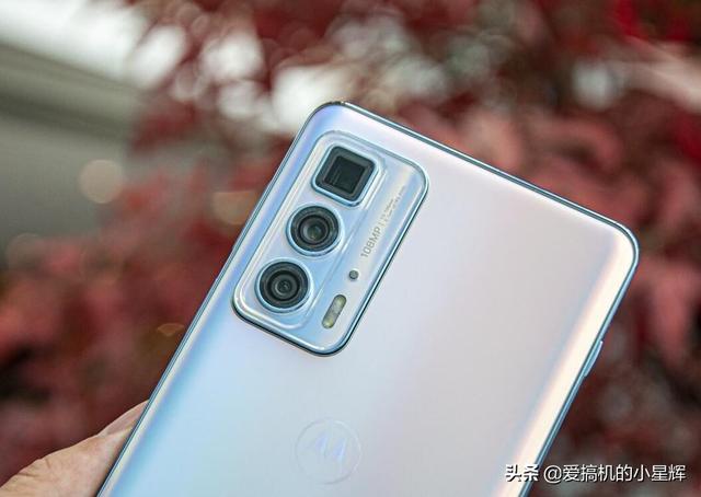 从3299跌至1999元，12GB+256GB+一亿像素，优质拍照旗舰加速清仓