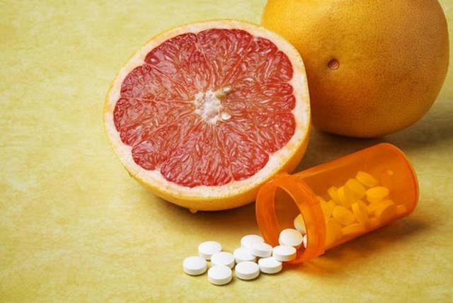 “头孢配酒，说走就走”？除了头孢，还有哪些药不能沾酒？快瞧瞧