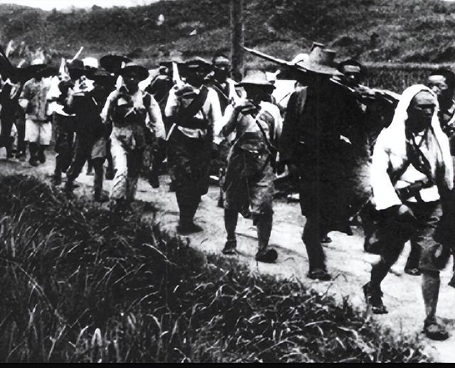 1960年，一农村老汉来到中南海门口，问警卫员：“老朱”在吗？