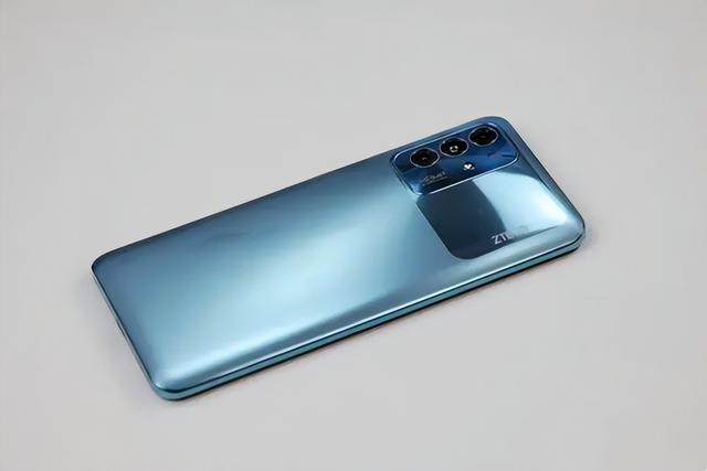 6000mAh+“13GB大内存”1698元 你心动吗？