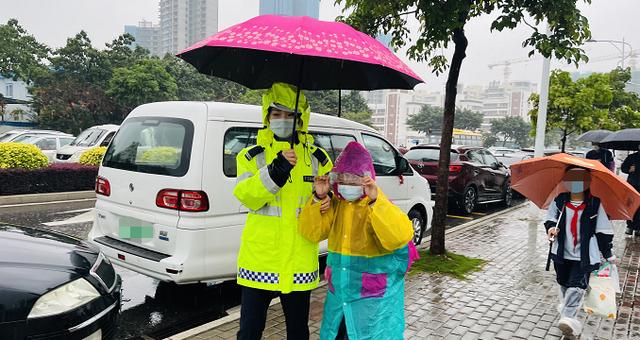 暴雨黄色预警信号生效！降雨+降温还会持续！明天珠海这些路或堵成这样！