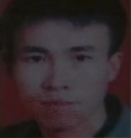 2011年，重庆30余名女子被骗财骗色，调查发现舞厅美男设下迷魂阵