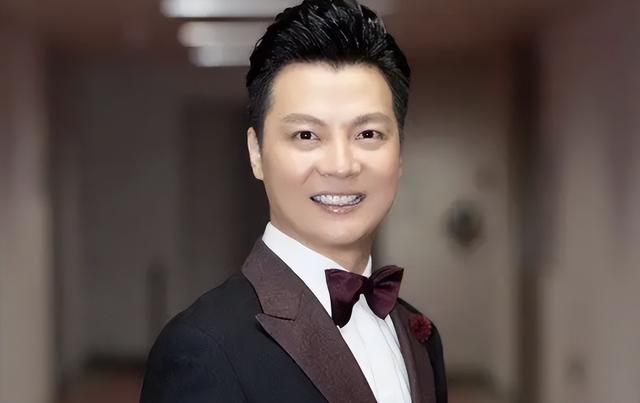 4月伊始，娱圈有人互撕，有人生子，更有人去世，喜怒哀乐全都有