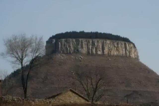 山東發現千年古墓，墓中發現多種陪葬品，墓主人身份到底成謎