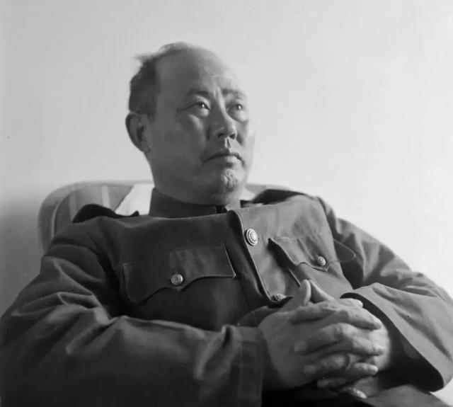 林彪笑入平津：“我不入关还是无敌之将，一入关就成了汉贼曹操”