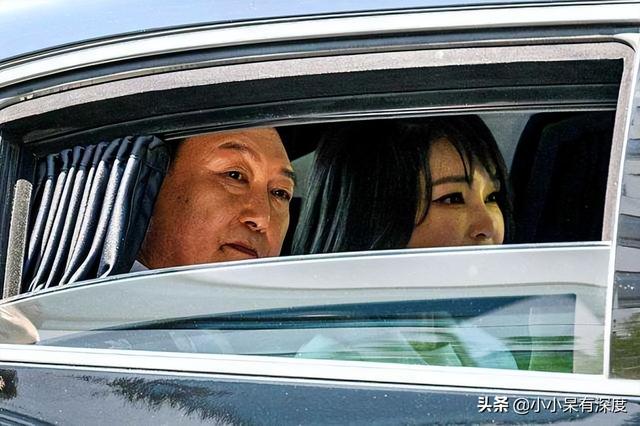 韩国第一夫人金建希亮相，已经49岁的她，保养得宜，依旧美丽动人