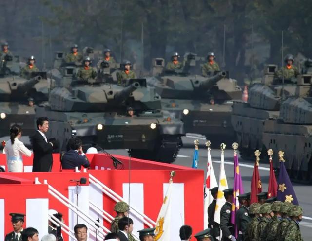 中俄海军亮剑后，日本自民党达成一致，要求将敌国指挥部列为目标