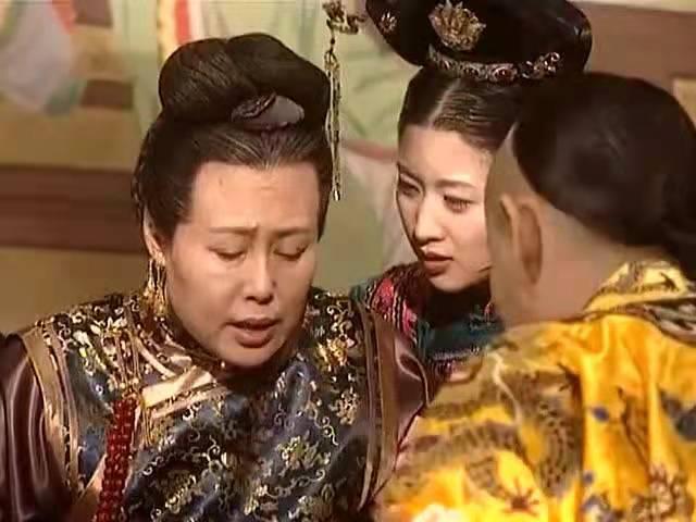 孝庄死后，为何37年后才下葬？得知康熙的难处后，才发现真是无奈