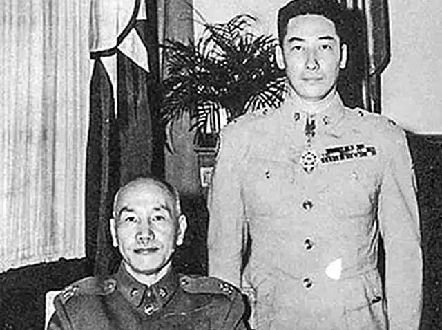 1984年蒋纬国被问及与戴家关系：都是我的亲人，姓蒋姓戴我都愿意