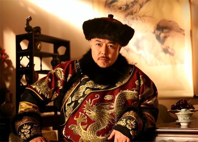 张廷玉历经了康雍乾三朝且配享太庙，为何乾隆最终却很不待见他？