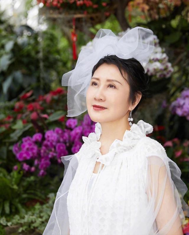 不会短道速滑的不是好演员？张凯丽的完美人生也曾险些留下污点