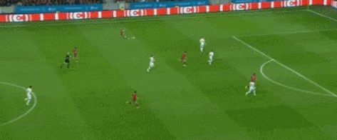 2-0！C罗挺进世界杯，大黑马倒下，曼联9000万球星爆发梅开二度