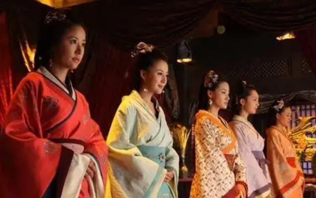 为打败匈奴，吕后对全国15岁少女下了道命令，57年后才知高明之处