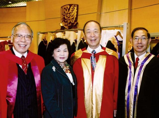 香港感染人数超7.5万，澳门赌王终于出手了，还曾奖2千万给袁隆平