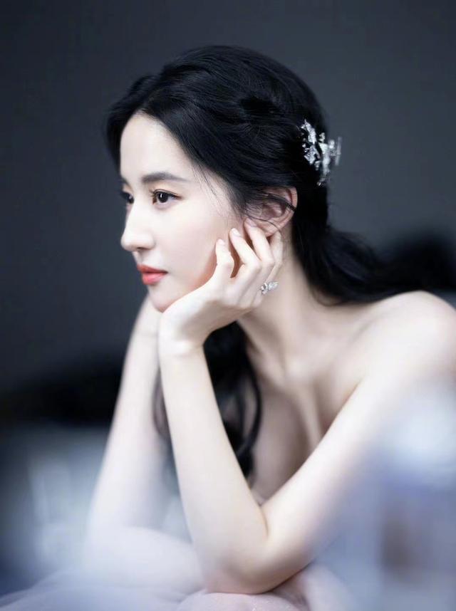 像刘亦菲一样用自己的努力去收获美好的未来