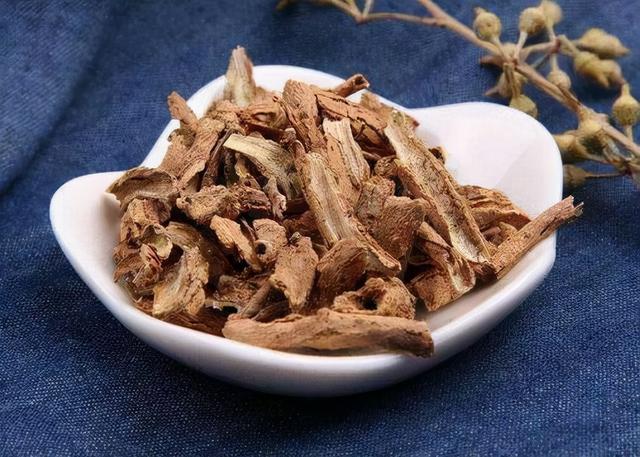 常见的鼻炎主要分2种，中医是如何调理的？先谈思路，再给方法