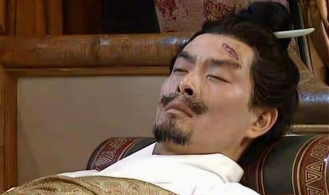 孙权熬死曹操刘备曹丕之后，又忍了3年才敢称帝，他到底怕什么？