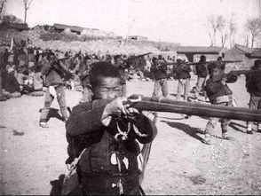 吃饭时一只鸟落在了肩头，将军立刻放下筷子，命令全军撤离