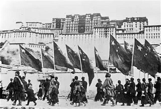 1972年张国华病逝，四川省委书记空缺，周总理推荐了谁做接任者？