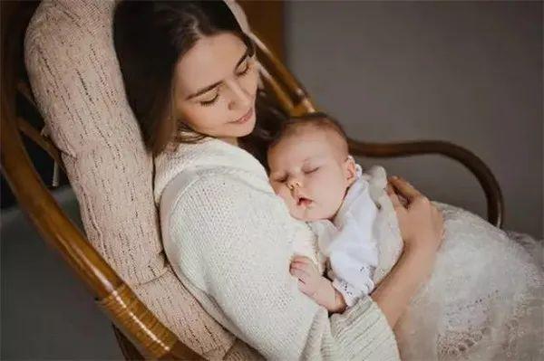 为什么宝宝要趴着睡？