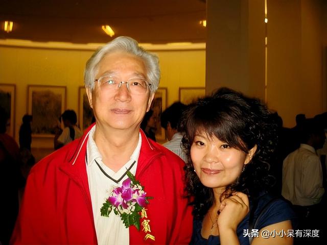 就是在那样的年月和那样充满理想主义的心境中,陈铎和妻子周希珧经人