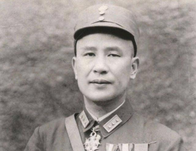 林彪命陈赓北上，陈赓摇头：这样会导致敌人逃跑，请毛主席裁决