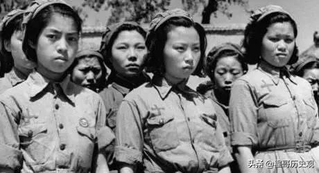 她是开国大将的妻子，今100岁高龄身体硬朗，8个孩子都很优秀