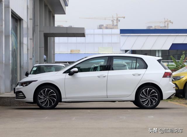 大众高尔夫r line(大众高尔夫rline落地)