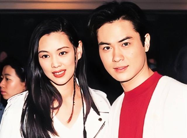 王羽因呼吸衰竭离世！女儿王馨平买不到机票，未能见父亲最后一面